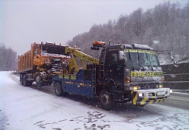 Грузовой эвакуатор малой грузоподъемно