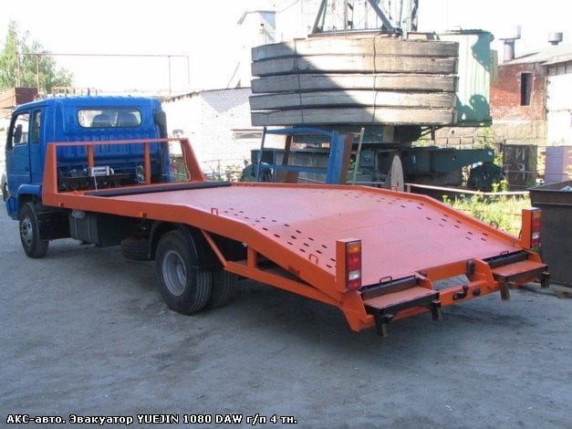 Эвакуатор со стационарной платформой и лебедкой